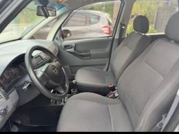 CHEVROLET - MERIVA - 2011/2012 - Prata - R$ 32.000,00