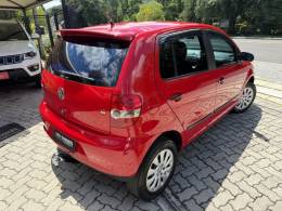 VOLKSWAGEN - FOX - 2007/2008 - Vermelha - R$ 31.900,00