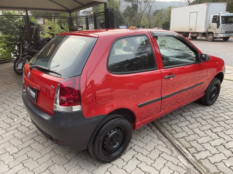 FIAT - PALIO - 2008/2008 - Vermelha - R$ 19.900,00