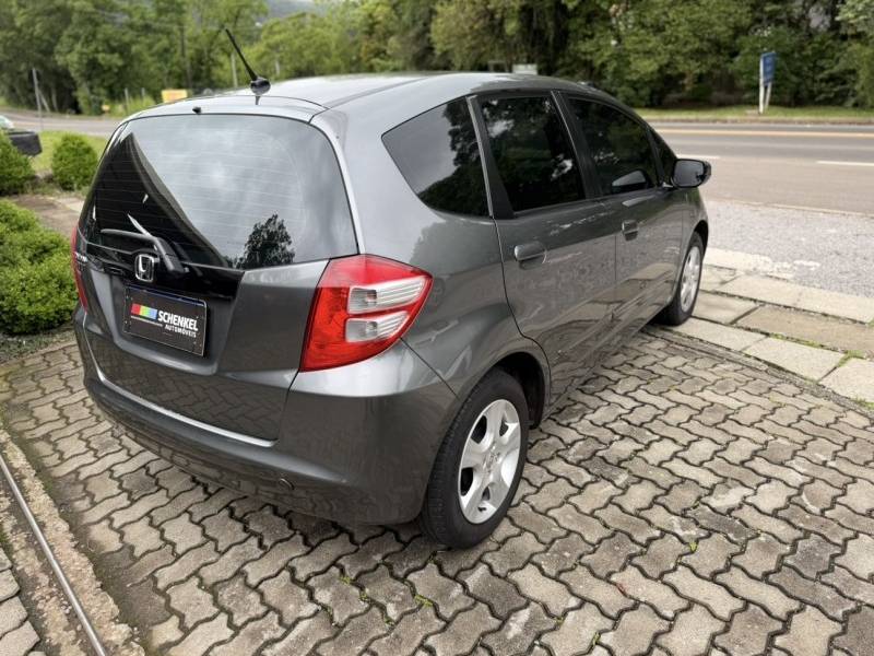 HONDA - FIT - 2011/2012 - Cinza - R$ 45.900,00