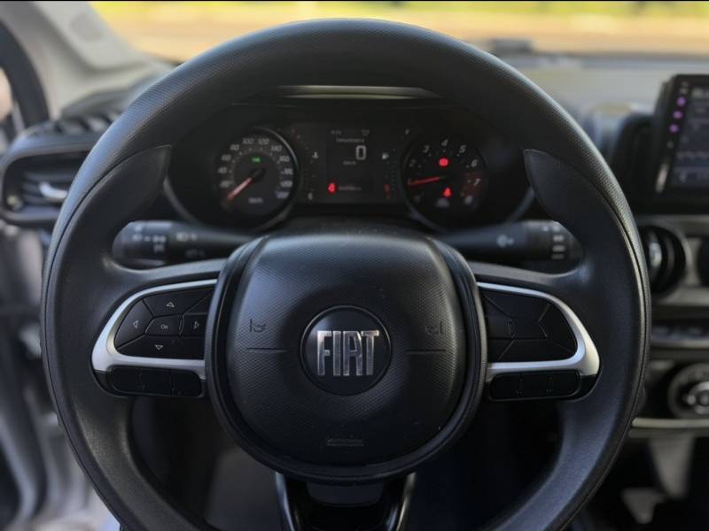 FIAT - CRONOS - 2021/2022 - Prata - R$ 72.800,00