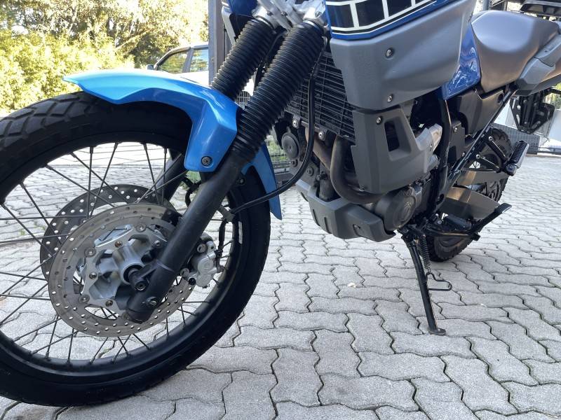 YAMAHA - XT - 2011/2012 - Azul - R$ 34.900,00