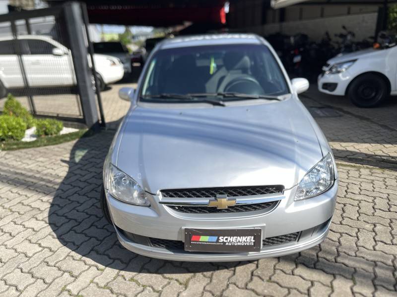 CHEVROLET - CLASSIC - 2014/2015 - Prata - R$ 35.000,00