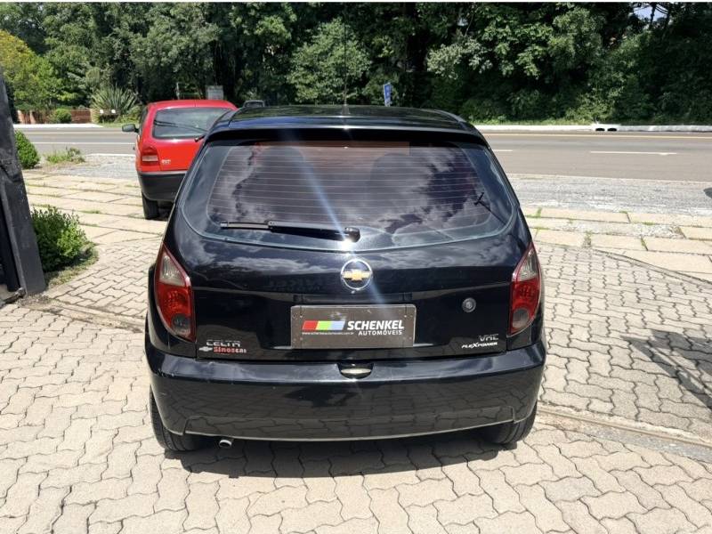 CHEVROLET - CELTA - 2008/2009 - Preta - R$ 24.900,00