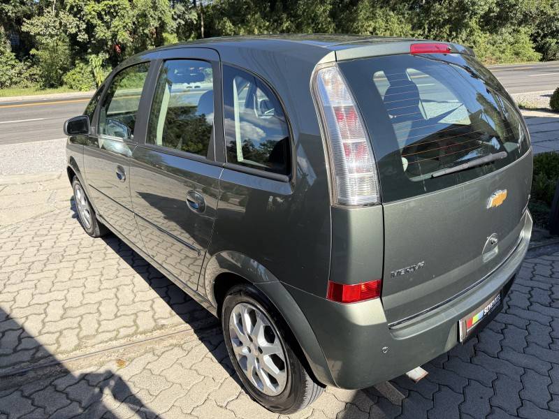 CHEVROLET - MERIVA - 2010/2011 - Verde - R$ 33.800,00