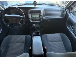 FORD - RANGER - 2010/2011 - Prata - R$ 65.000,00