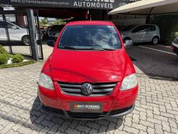 VOLKSWAGEN - FOX - 2007/2008 - Vermelha - R$ 31.900,00