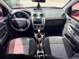 FORD - FIESTA - 2012/2013 - Vermelha - R$ 37.000,00