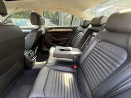 VOLKSWAGEN - PASSAT - 2018/2018 - Prata - R$ 136.000,00