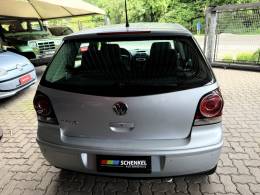 VOLKSWAGEN - POLO - 2010/2011 - Prata - R$ 39.900,00