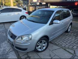 VOLKSWAGEN - POLO - 2010/2011 - Prata - R$ 40.800,00