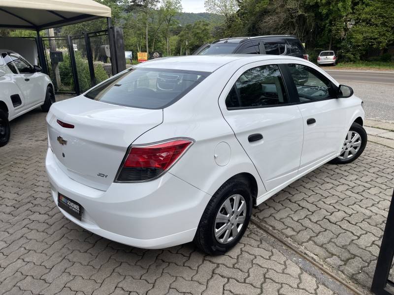 CHEVROLET - PRISMA - 2018/2019 - Branca - R$ 52.000,00