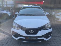 TOYOTA - ETIOS - 2019/2020 - Branca - R$ 62.000,00