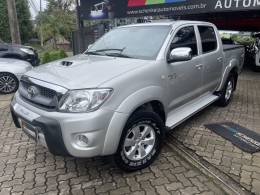 TOYOTA - HILUX - 2010/2010 - Prata - R$ 120.000,00