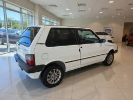 FIAT - UNO - 2009/2010 - Branca - R$ 23.900,00