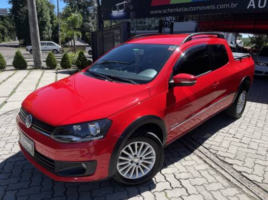 VOLKSWAGEN - SAVEIRO - 2015/2016 - Vermelha - R$ 71.900,00