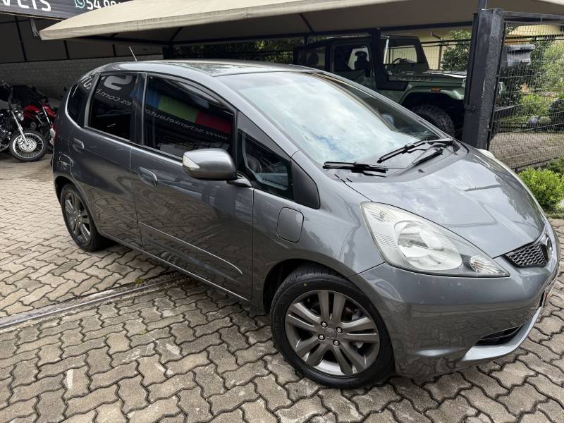 HONDA - FIT - 2009/2009 - Cinza - R$ 45.900,00