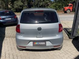 VOLKSWAGEN - FOX - 2013/2014 - Prata - R$ 45.900,00