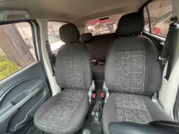 FIAT - UNO - 2015/2015 - Prata - R$ 34.900,00