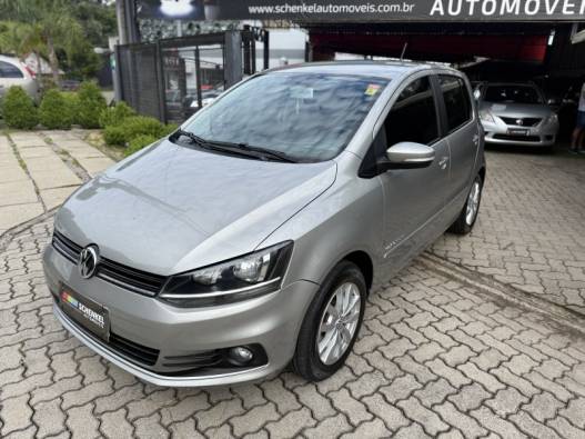 VOLKSWAGEN - FOX - 2014/2015 - Prata - R$ 48.000,00