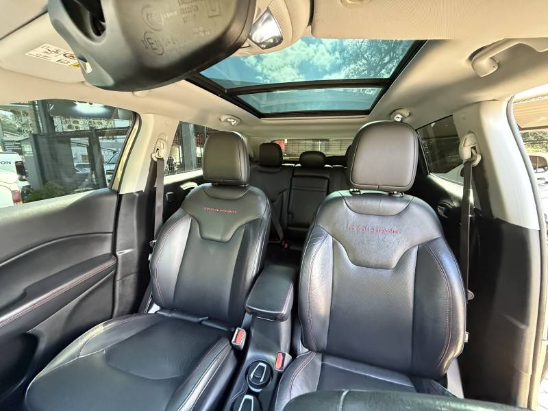 JEEP - COMPASS - 2017/2018 - Cinza - R$ 116.000,00