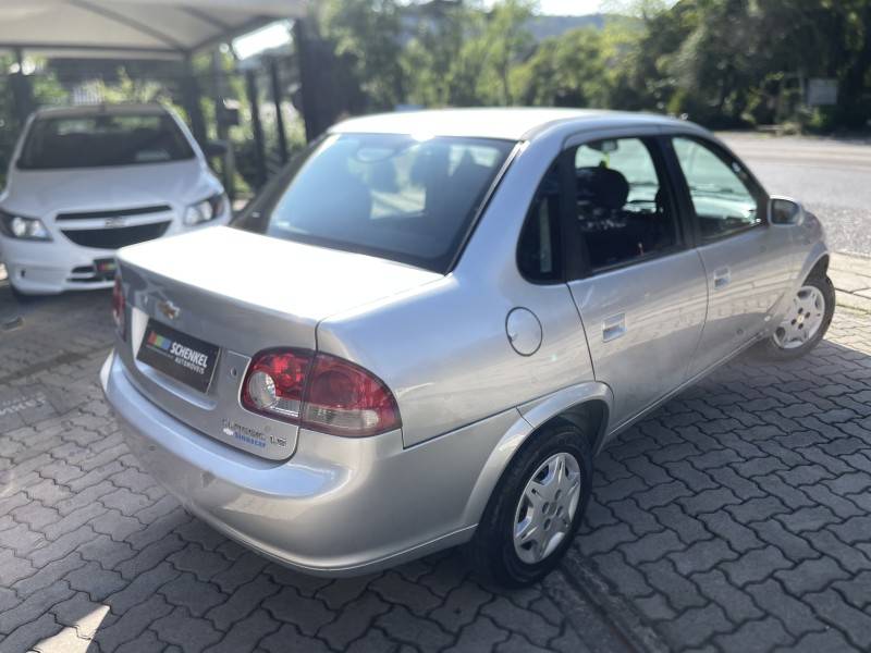 CHEVROLET - CLASSIC - 2014/2015 - Prata - R$ 35.000,00