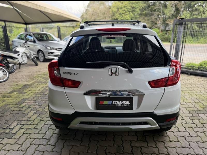 HONDA - WRV - 2017/2018 - Branca - R$ 79.990,00