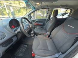 FIAT - UNO - 2012/2013 - Branca - R$ 43.900,00