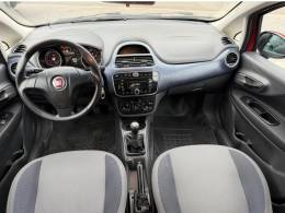 FIAT - PUNTO - 2012/2013 - Vermelha - R$ 39.900,00