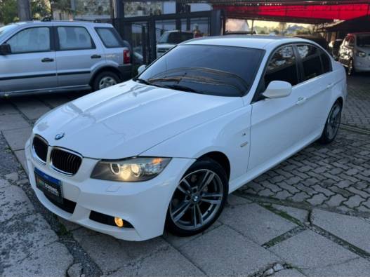 BMW - 318I - 2011/2012 - Branca - R$ 66.000,00