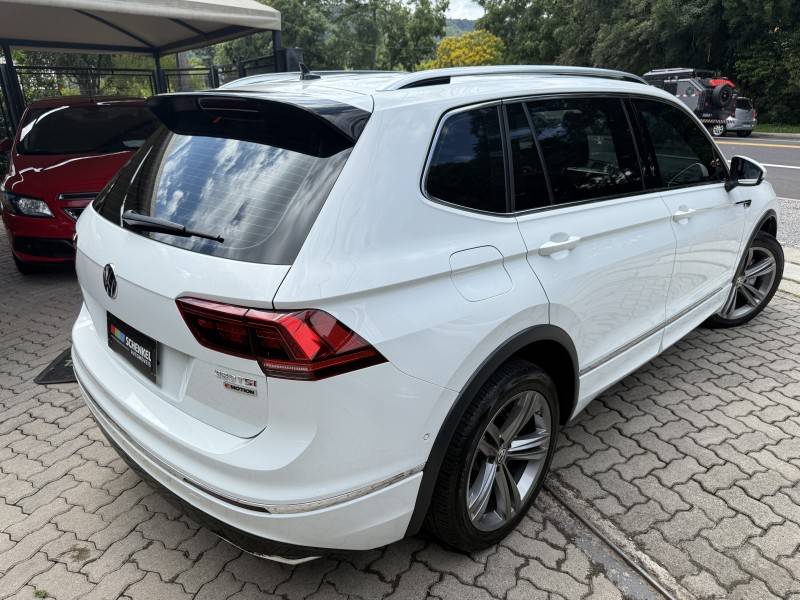 VOLKSWAGEN - TIGUAN - 2019/2019 - Branca - R$ 165.000,00