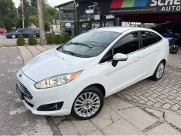 FORD - FIESTA - 2013/2014 - Branca - R$ 45.000,00