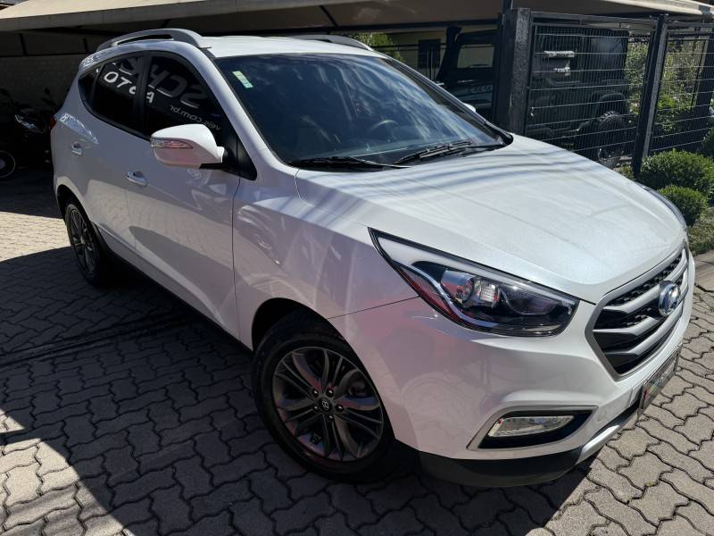 HYUNDAI - IX35 - 2019/2020 - Branca - R$ 99.000,00