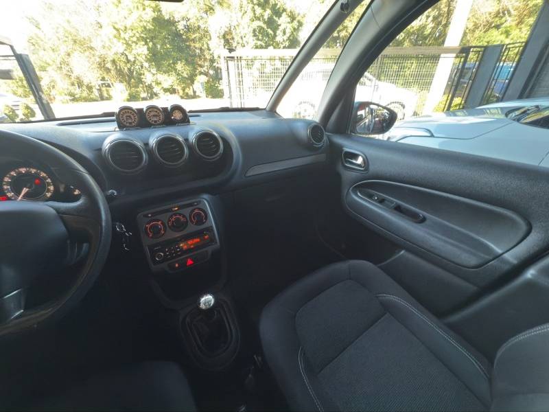 CITROËN - C3 PICASSO - 2012/2013 - Prata - R$ 35.000,00