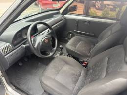 FIAT - UNO - 2011/2012 - Prata - R$ 24.000,00