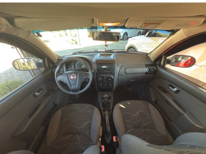 FIAT - STRADA - 2014/2015 - Vermelha - R$ 64.900,00