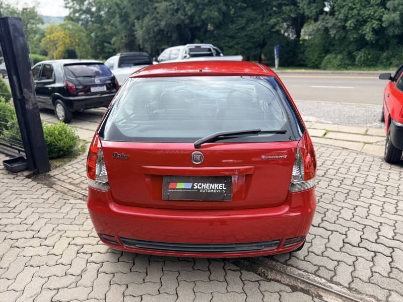 FIAT - PALIO - 2009/2010 - Vermelha - R$ 25.000,00