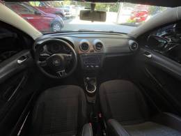 VOLKSWAGEN - SAVEIRO - 2015/2016 - Vermelha - R$ 71.900,00