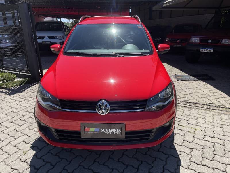 VOLKSWAGEN - SAVEIRO - 2015/2016 - Vermelha - R$ 71.900,00