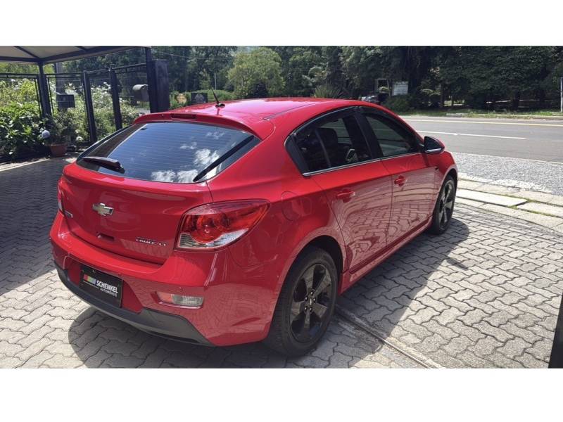 CHEVROLET - CRUZE - 2013/2014 - Vermelha - R$ 65.000,00