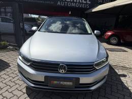 VOLKSWAGEN - PASSAT - 2018/2018 - Prata - R$ 136.000,00