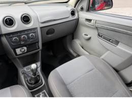 CHEVROLET - PRISMA - 2011/2012 - Vermelha - R$ 34.990,00