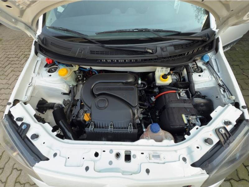 FIAT - UNO - 2012/2013 - Branca - R$ 43.900,00