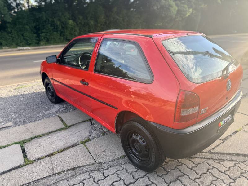 VOLKSWAGEN - GOL - 2005/2005 - Vermelha - R$ 18.000,00