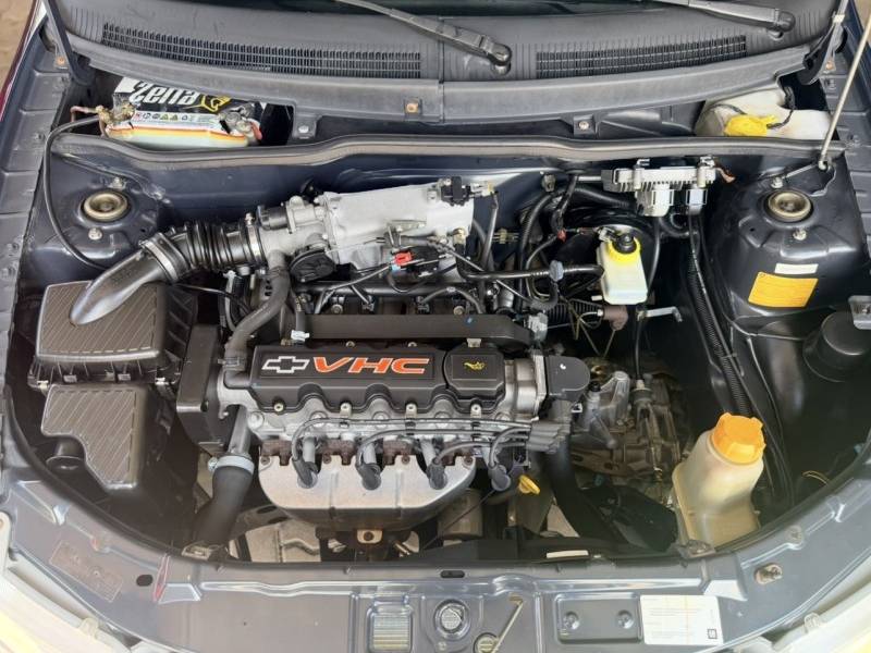 CHEVROLET - CELTA - 2004/2004 - Azul - R$ 16.800,00