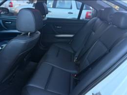 BMW - 318I - 2011/2012 - Branca - R$ 66.000,00