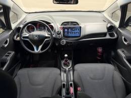 HONDA - FIT - 2011/2012 - Cinza - R$ 45.900,00