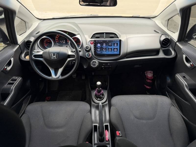 HONDA - FIT - 2011/2012 - Cinza - R$ 45.900,00