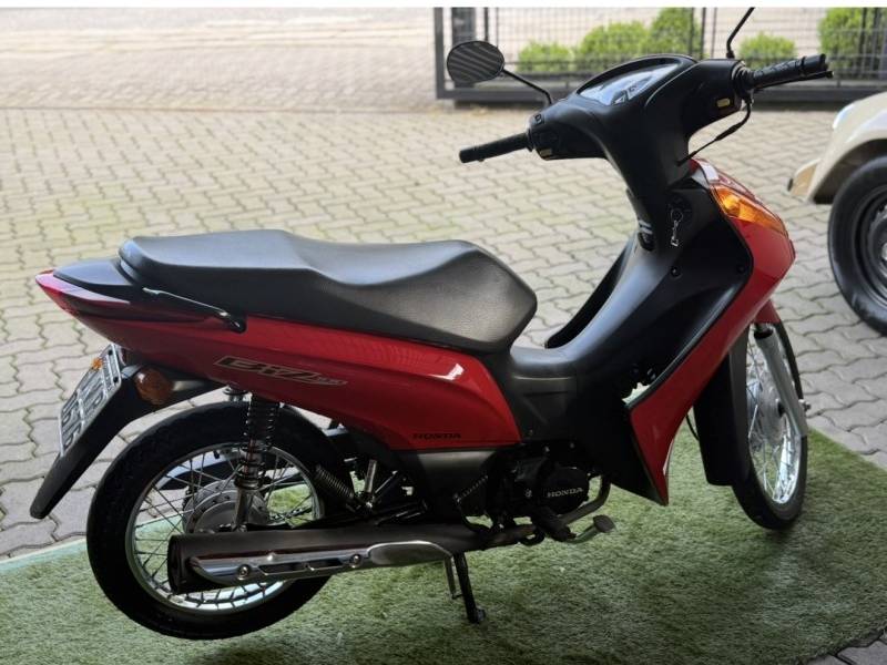 HONDA - BIZ 100 - 2013/2014 - Vermelha - R$ 11.990,00