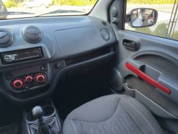 FIAT - UNO - 2012/2013 - Branca - R$ 43.900,00